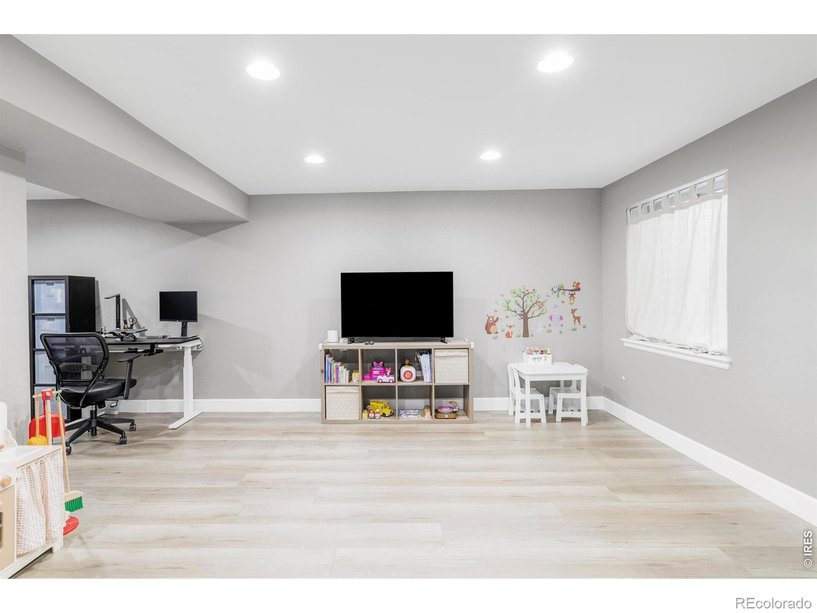 MLS Image #22 for 552 w jamison place,littleton, Colorado