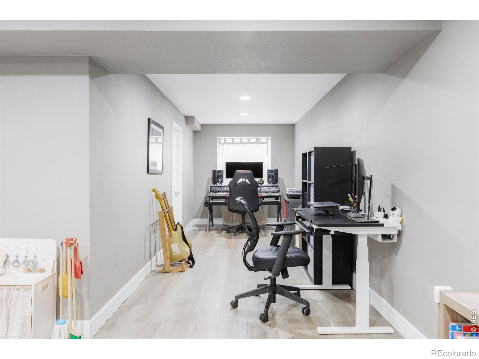 MLS Image #24 for 552 w jamison place,littleton, Colorado