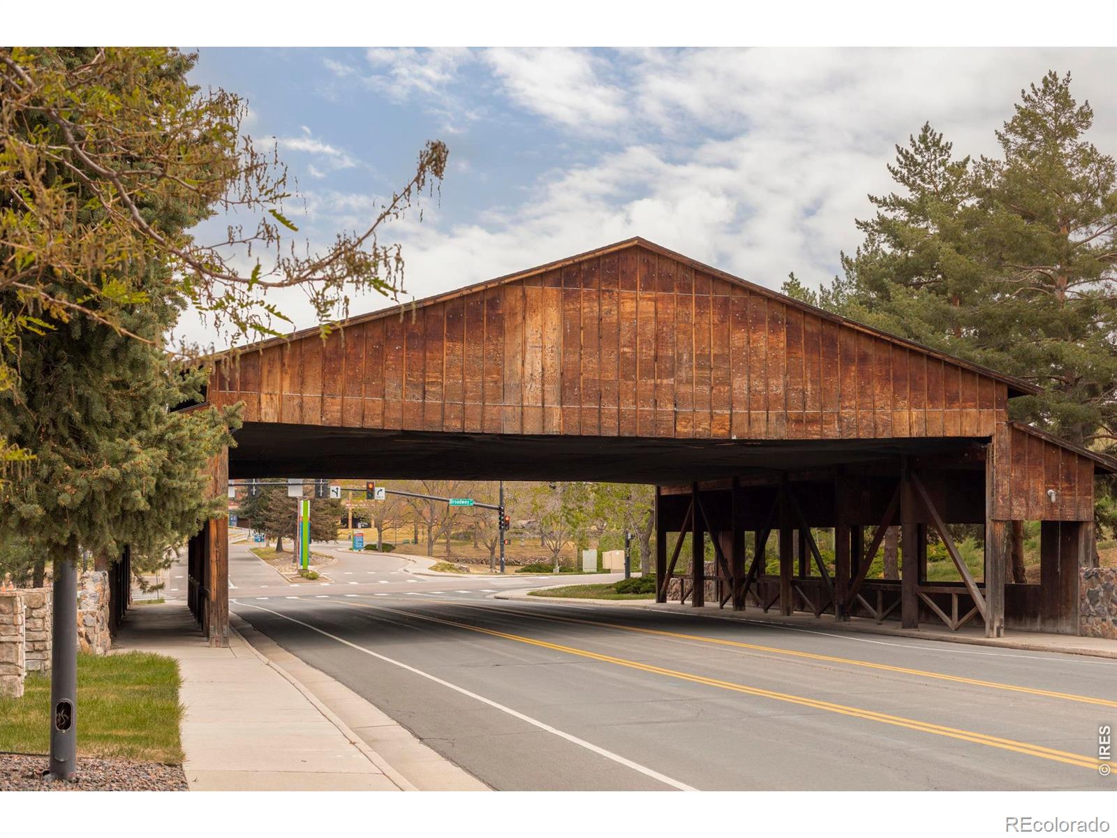 MLS Image #33 for 552 w jamison place,littleton, Colorado