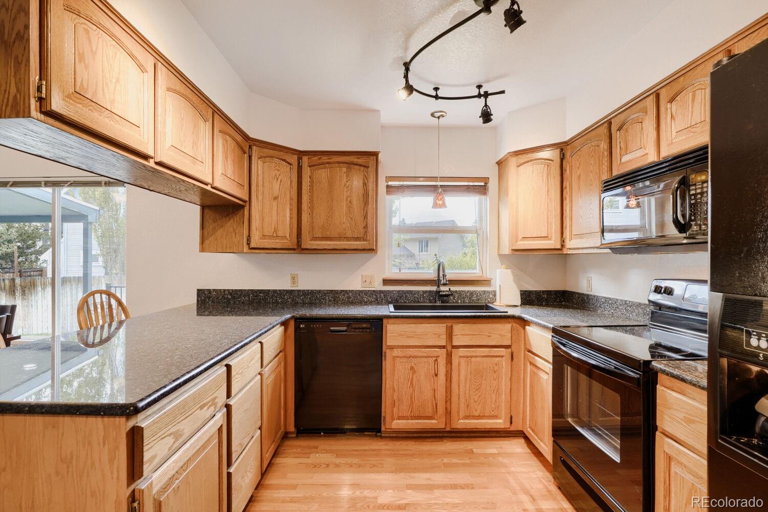 MLS Image #8 for 18555 e saratoga place,aurora, Colorado