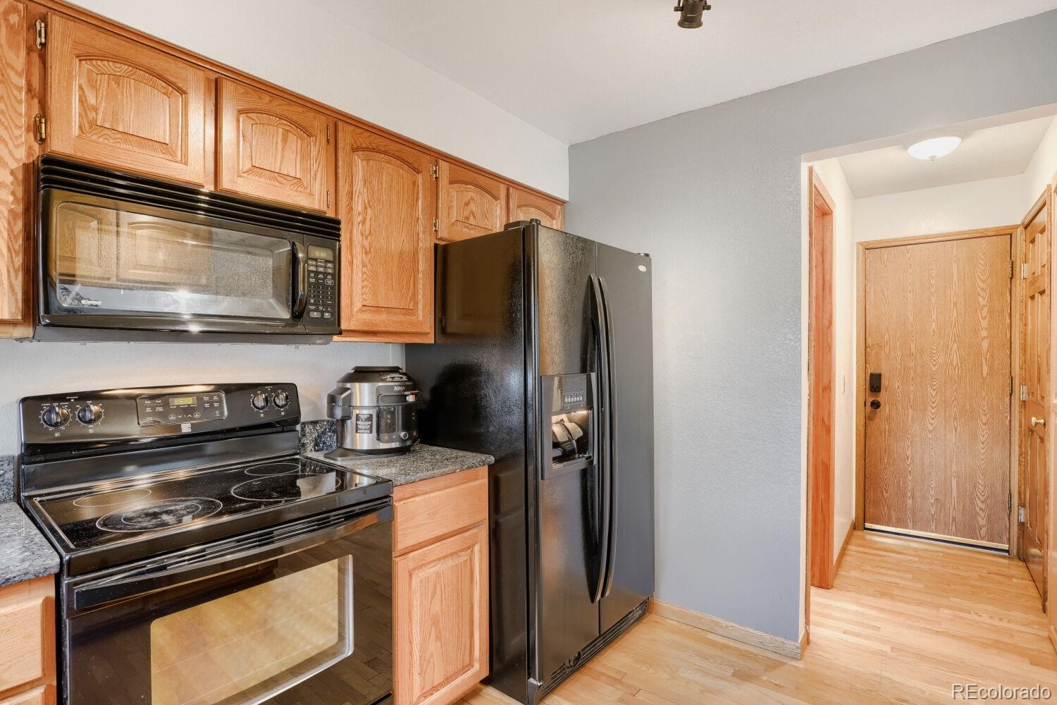MLS Image #9 for 18555 e saratoga place,aurora, Colorado