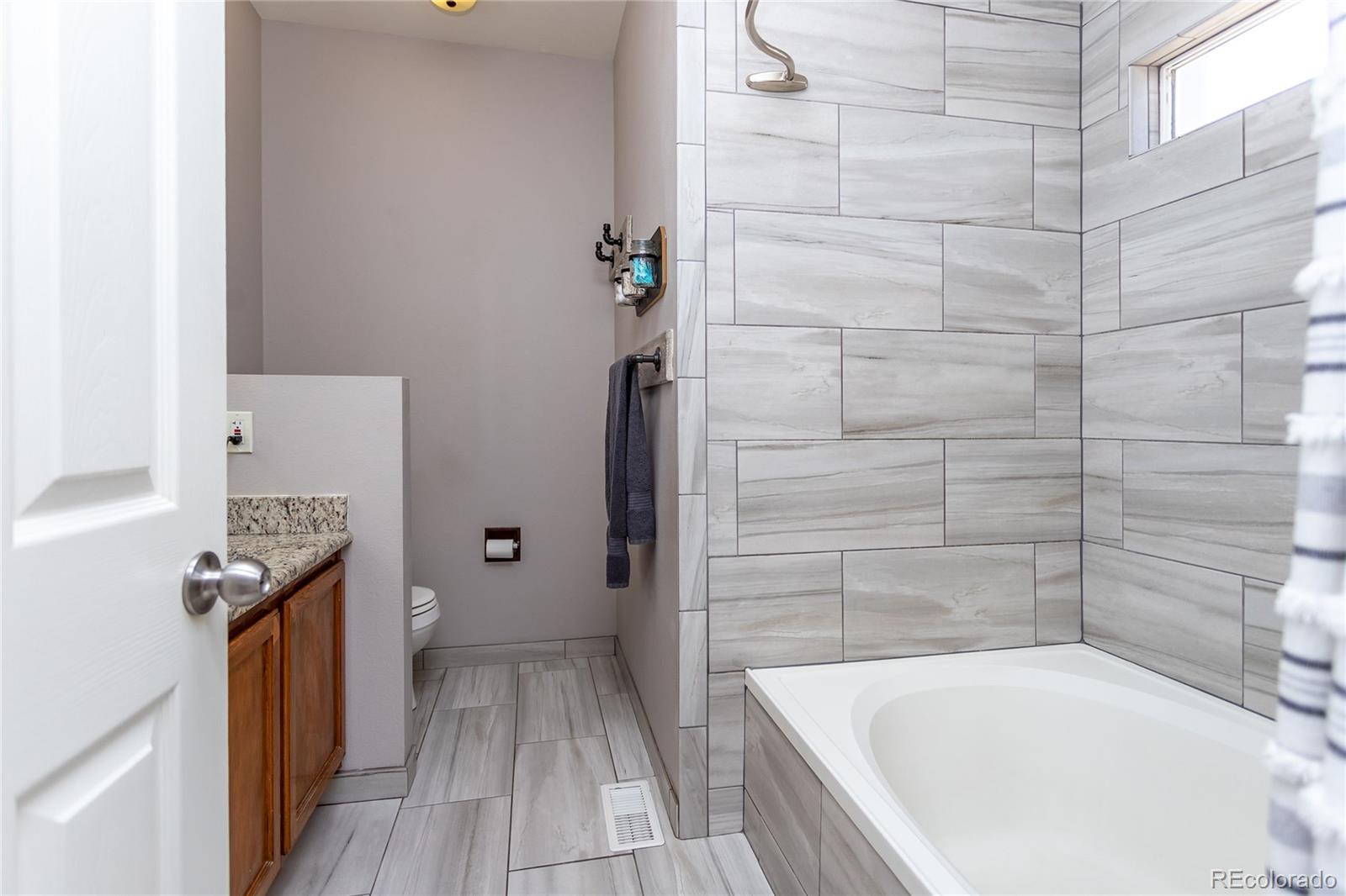 MLS Image #17 for 1094  swayback drive,fountain, Colorado