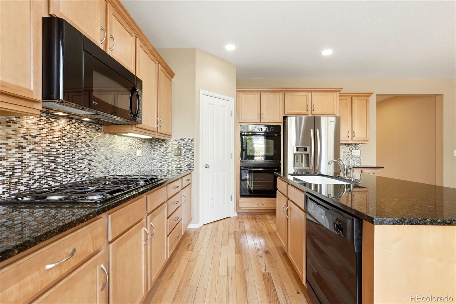 MLS Image #5 for 5040 s netherland street,centennial, Colorado