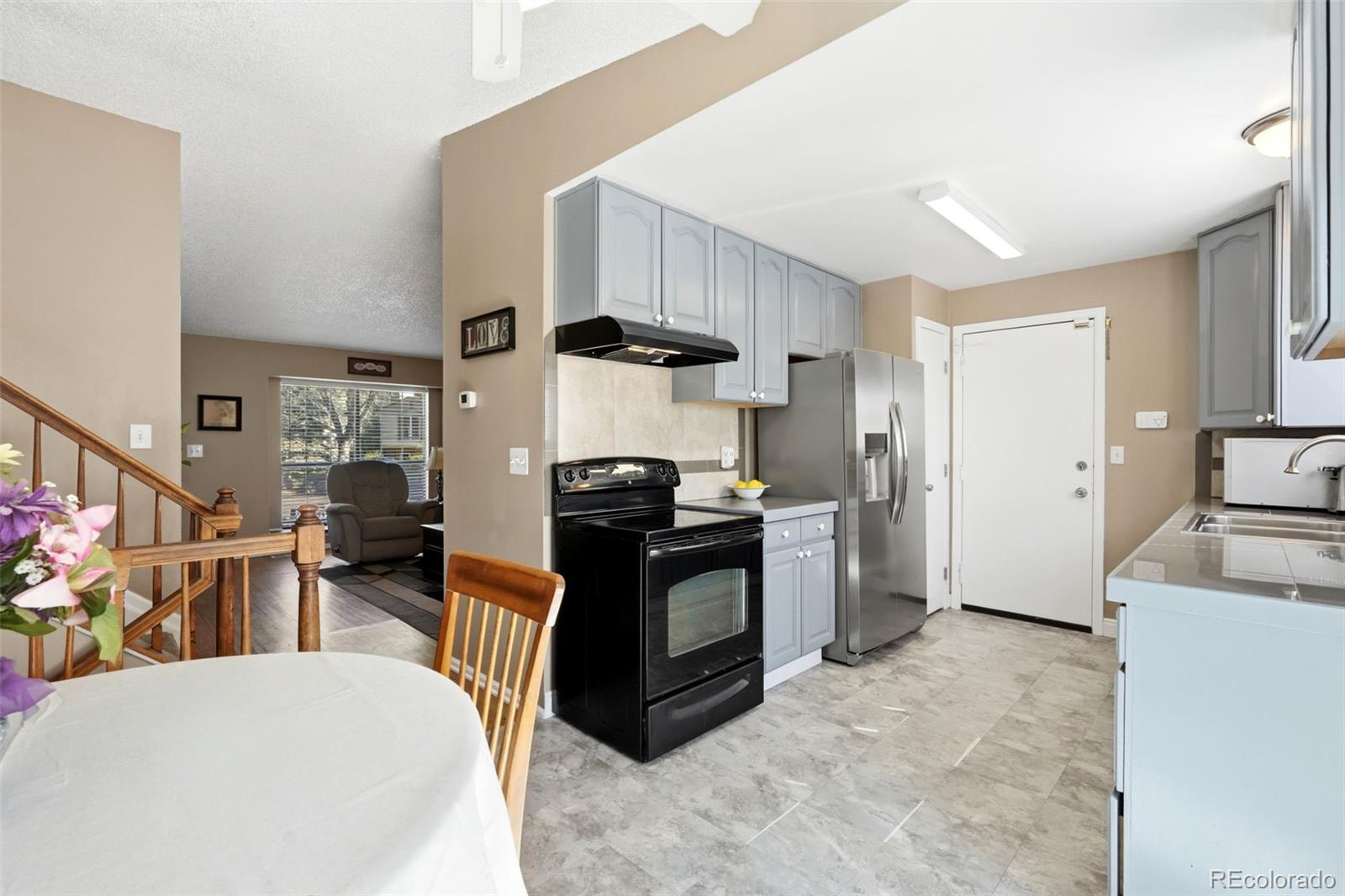 MLS Image #6 for 8102 s everett street,littleton, Colorado