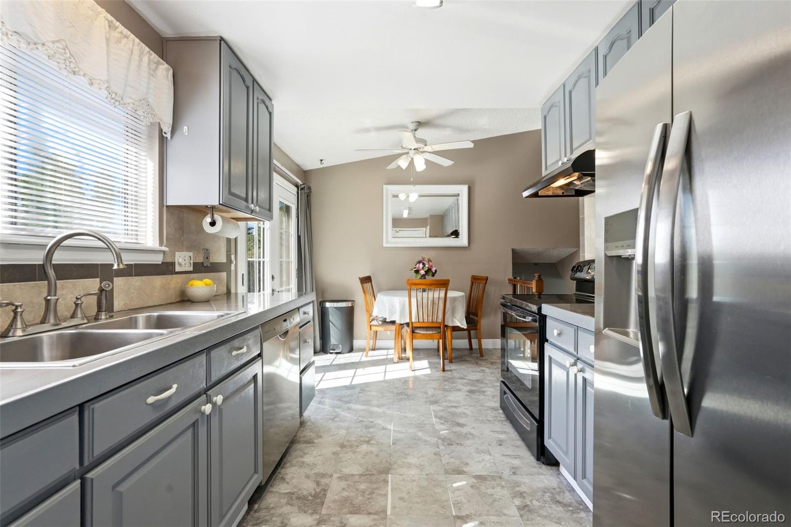 MLS Image #9 for 8102 s everett street,littleton, Colorado