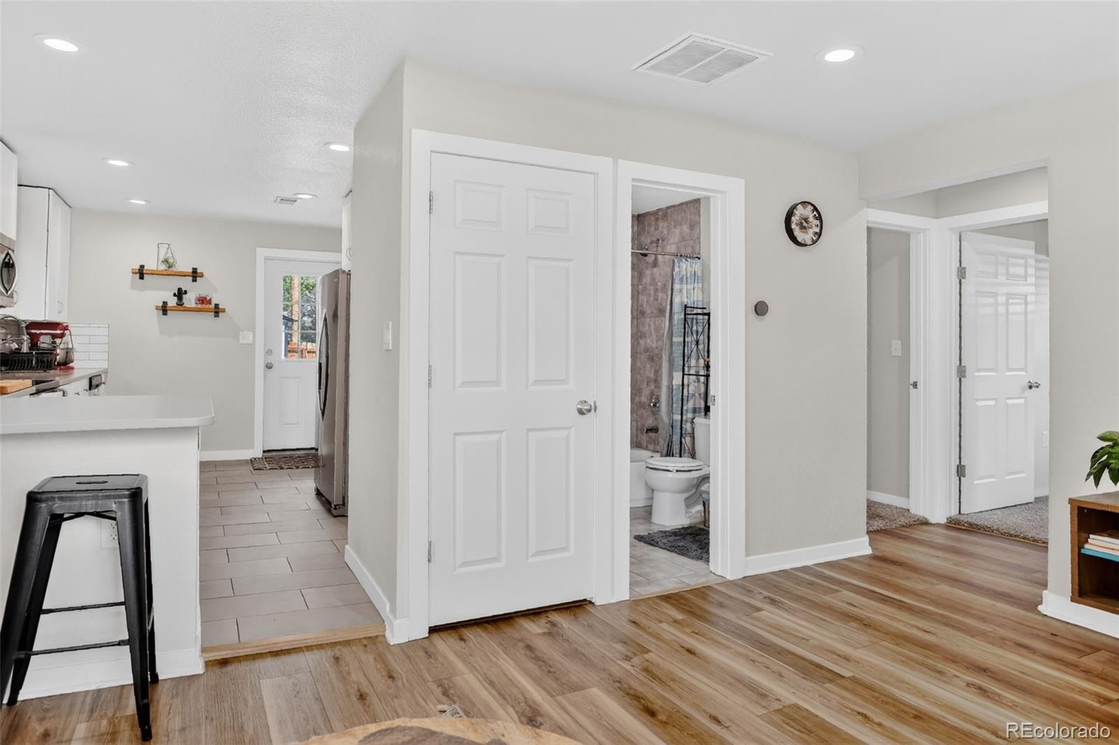 MLS Image #9 for 150 s osceola street,denver, Colorado