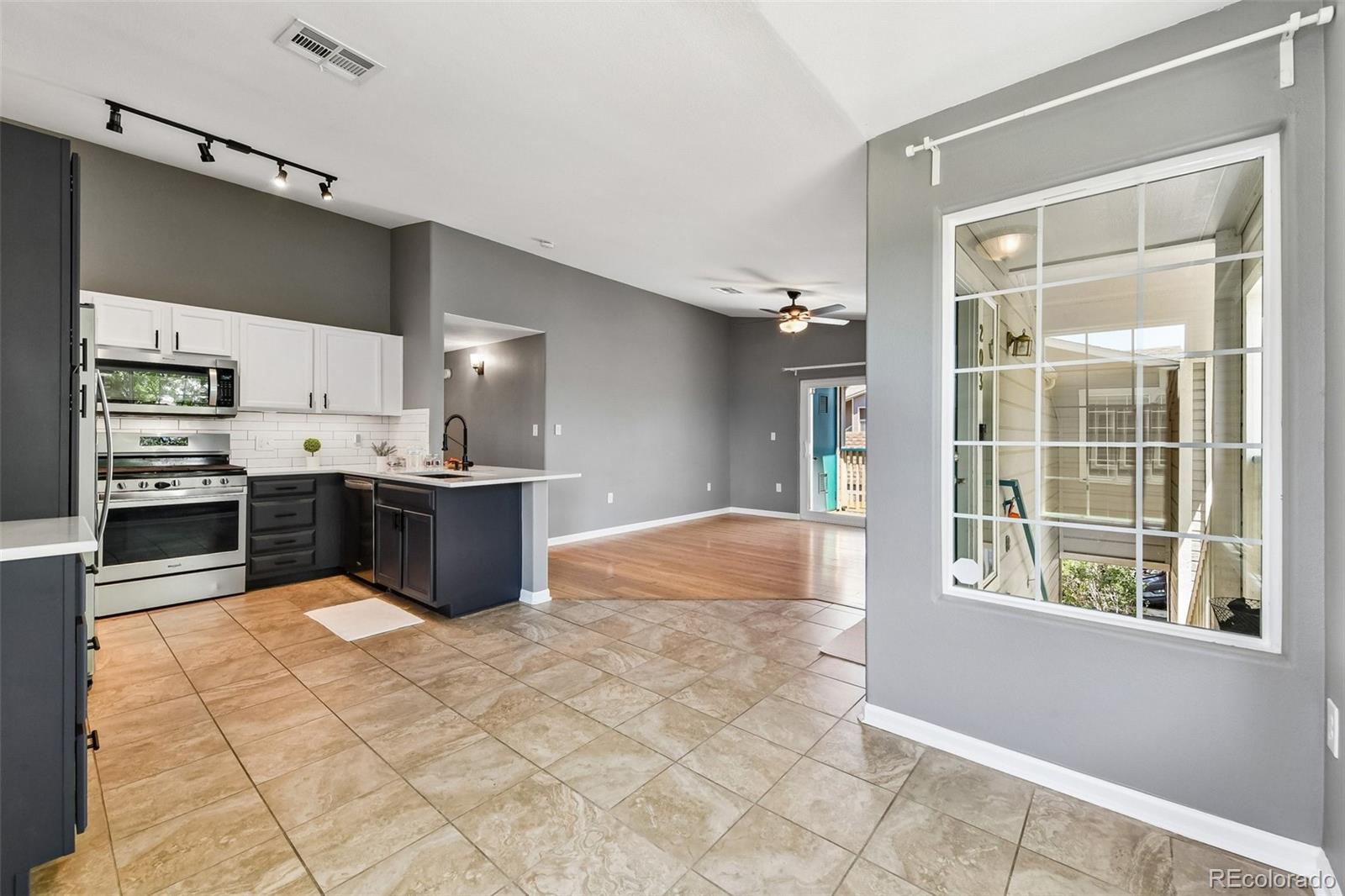 MLS Image #4 for 8485  pebble creek way 203,highlands ranch, Colorado