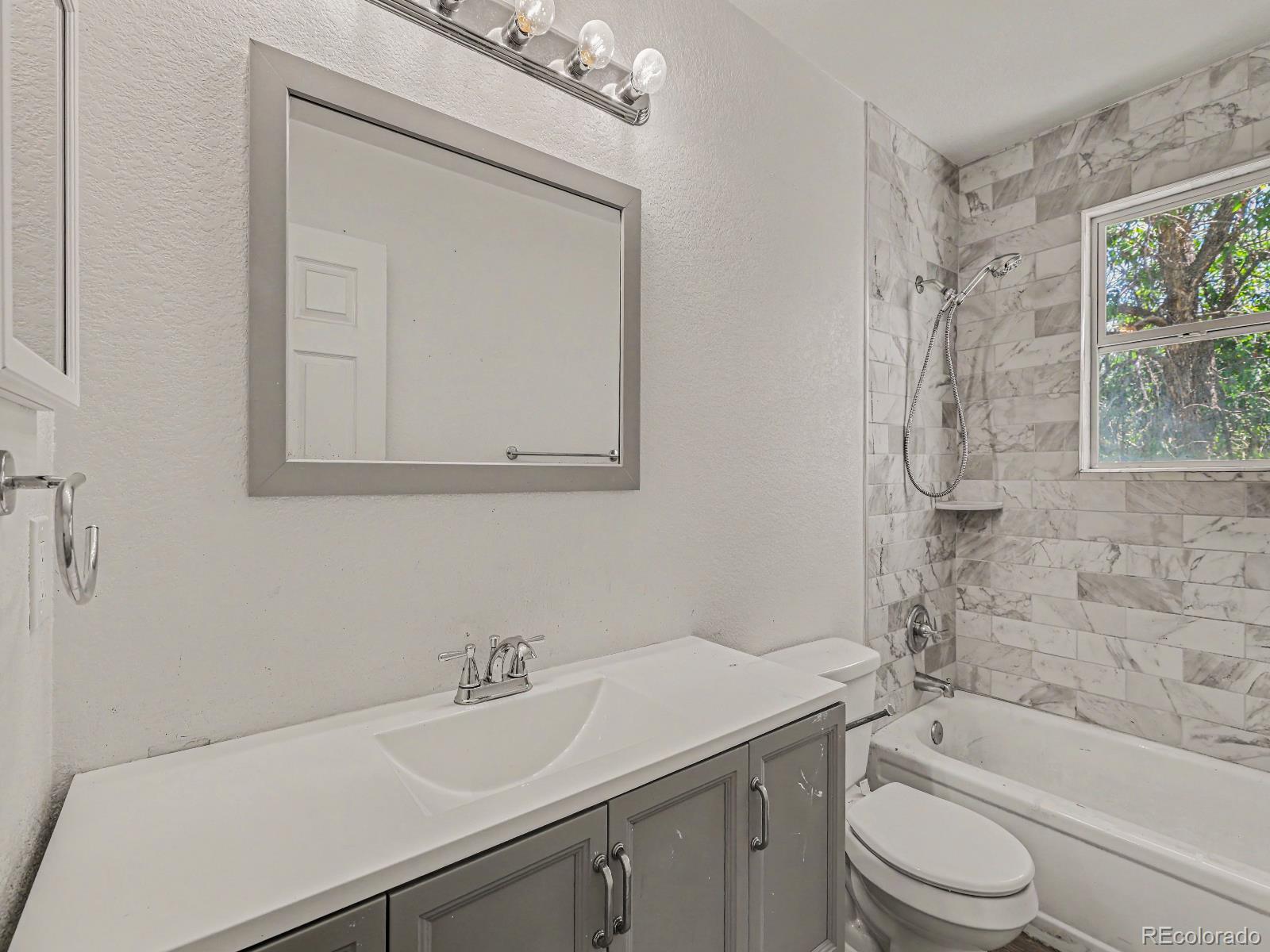 MLS Image #14 for 14420 e radcliff drive,aurora, Colorado