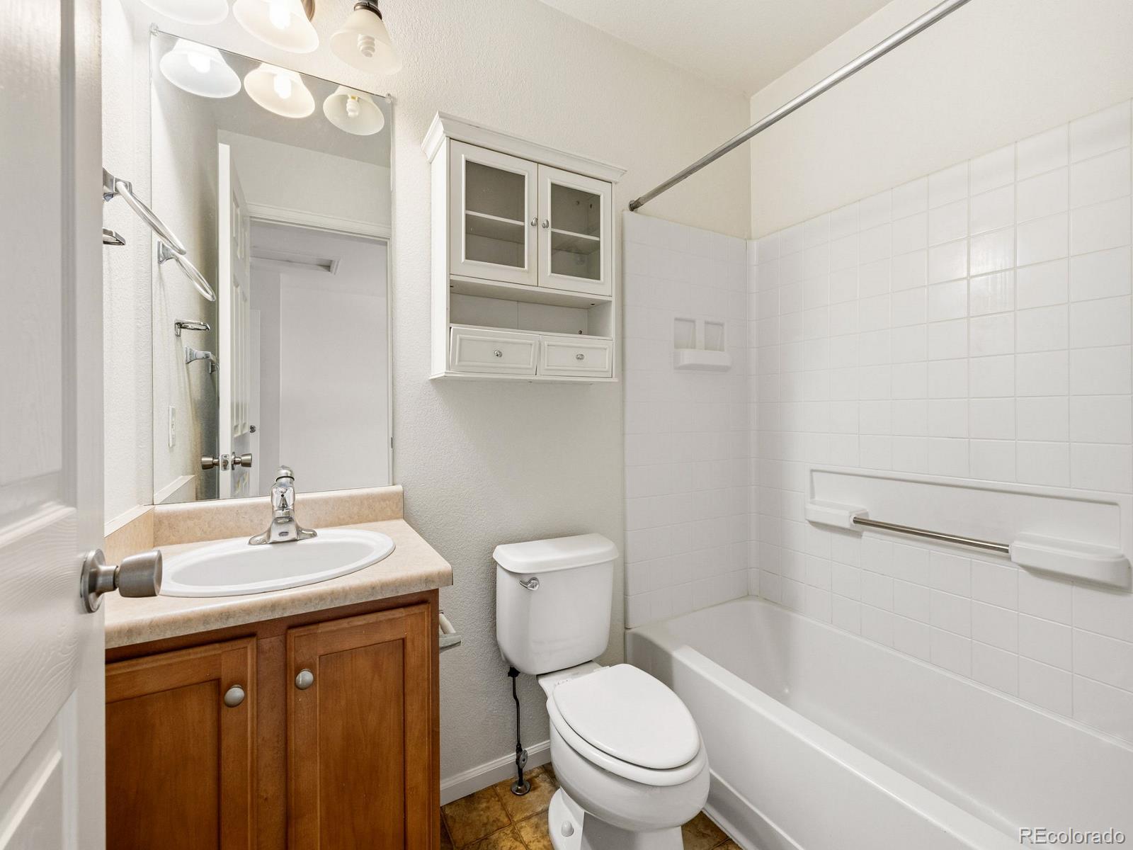 MLS Image #25 for 21488  randolph place,denver, Colorado