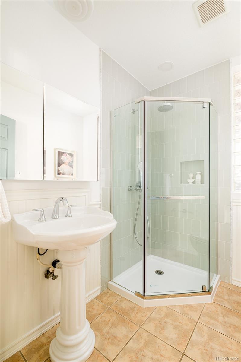 MLS Image #15 for 2635 n gaylord street,denver, Colorado