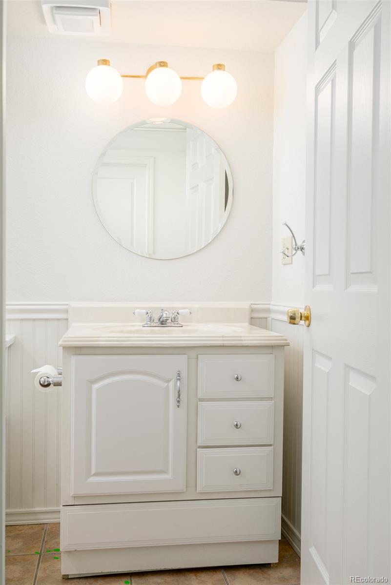 MLS Image #33 for 2635 n gaylord street,denver, Colorado