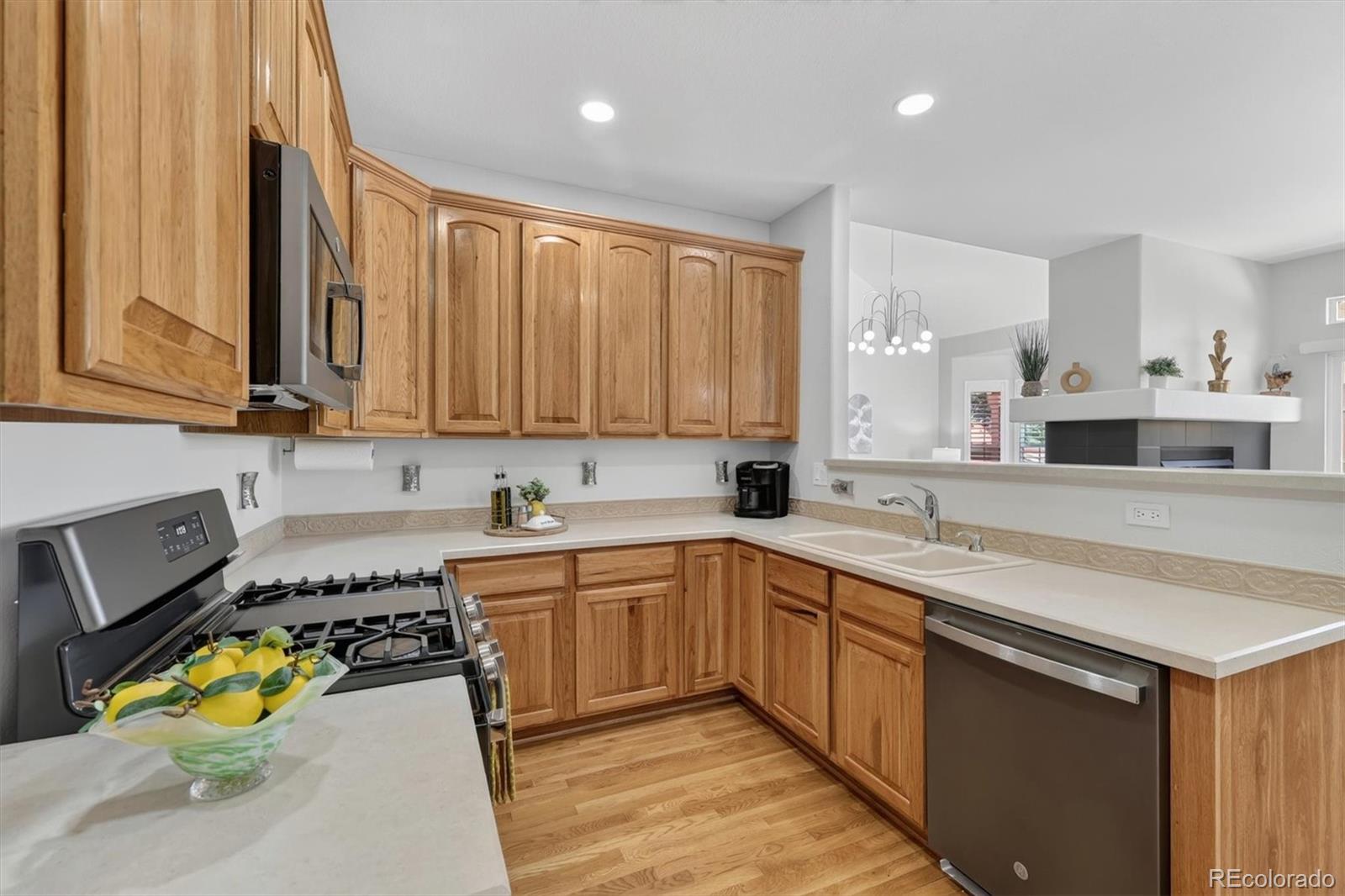 MLS Image #8 for 610  clarendon loop,castle pines, Colorado