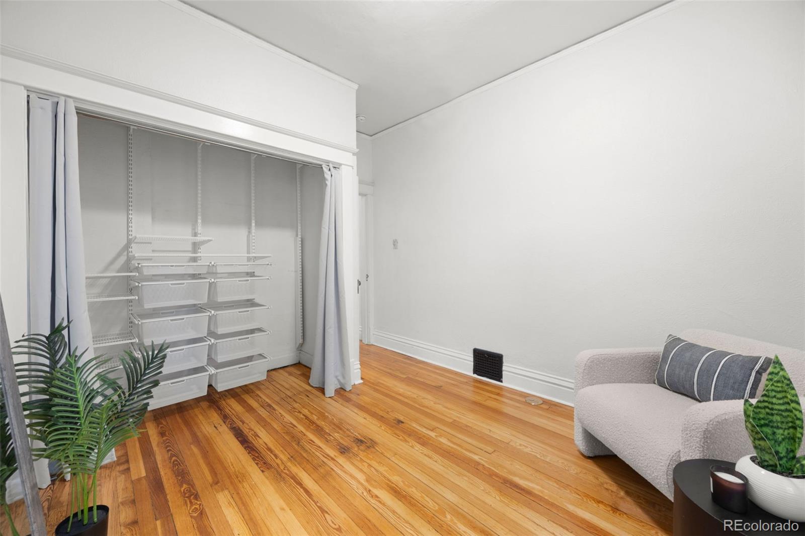MLS Image #11 for 257  cherokee street,denver, Colorado