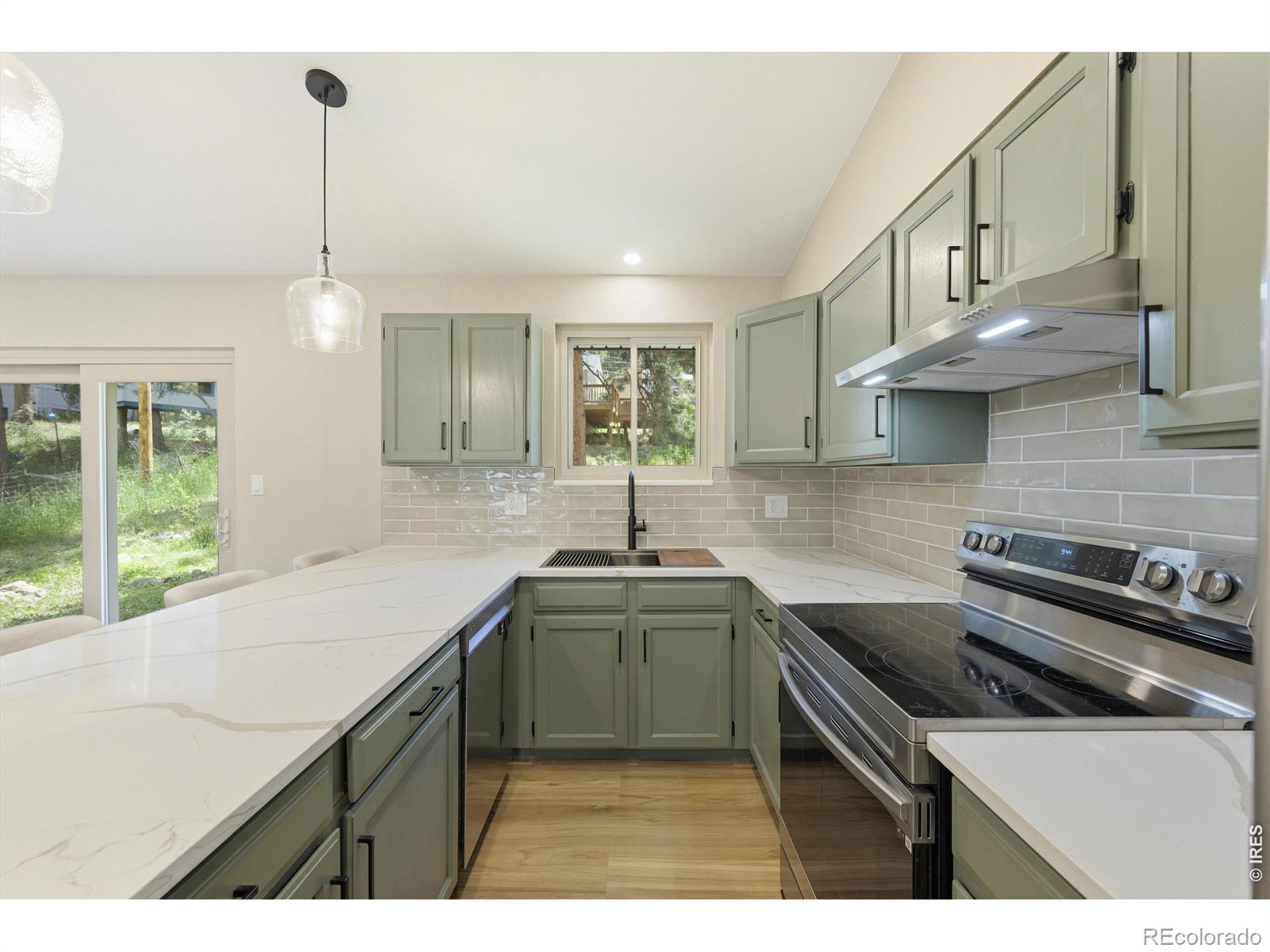 MLS Image #13 for 26360  mowbray court,kittredge, Colorado