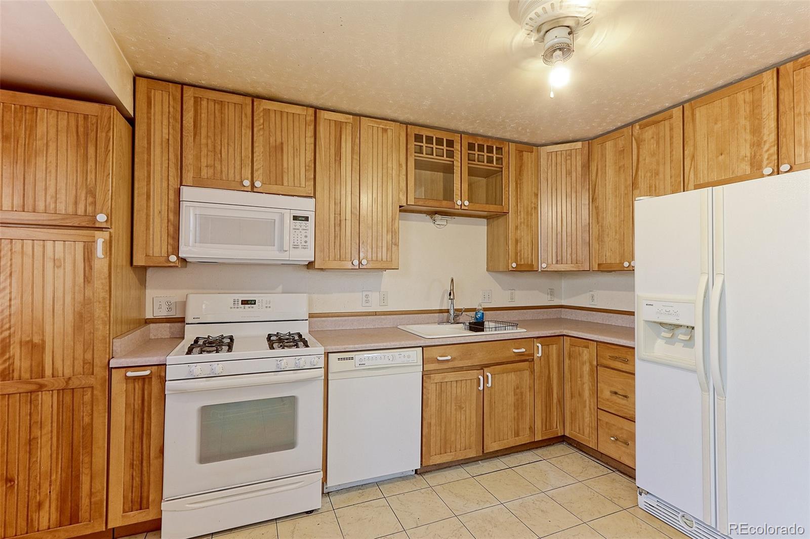 MLS Image #4 for 9460  high street,denver, Colorado