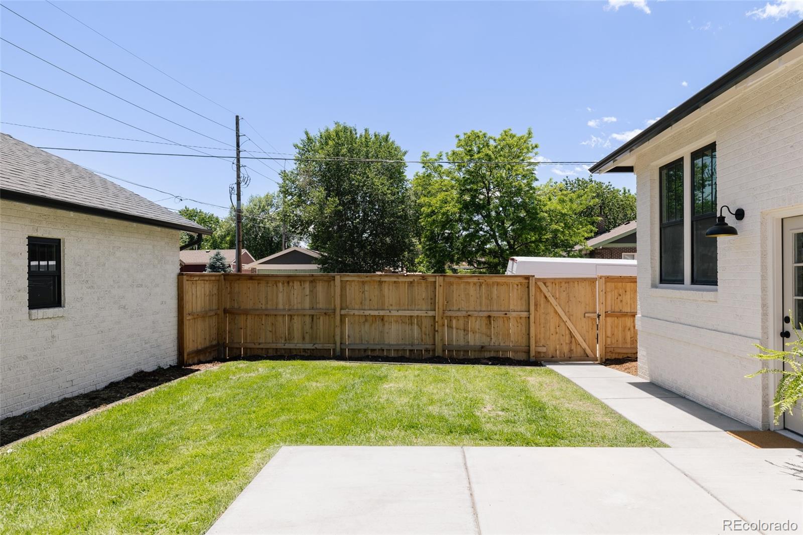 MLS Image #38 for 1992 s lincoln street,denver, Colorado