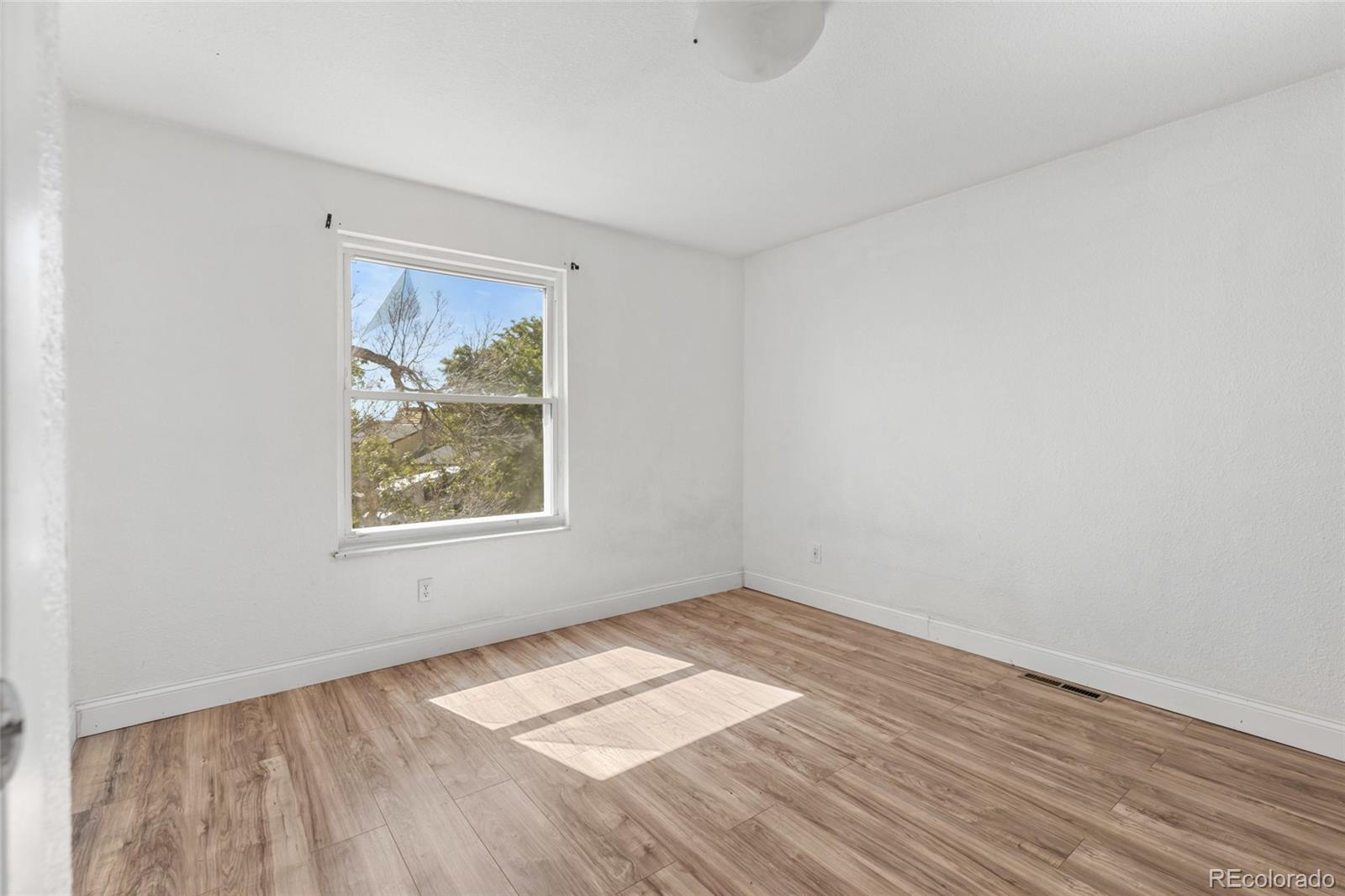 MLS Image #18 for 17115 e nassau place,aurora, Colorado