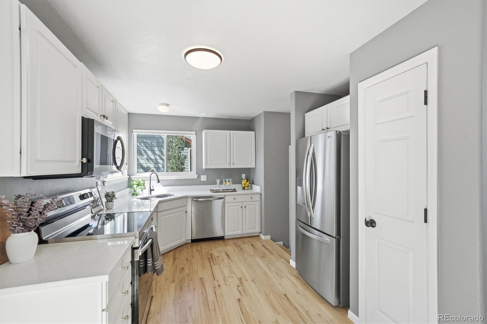 MLS Image #15 for 9629  burberry way,highlands ranch, Colorado