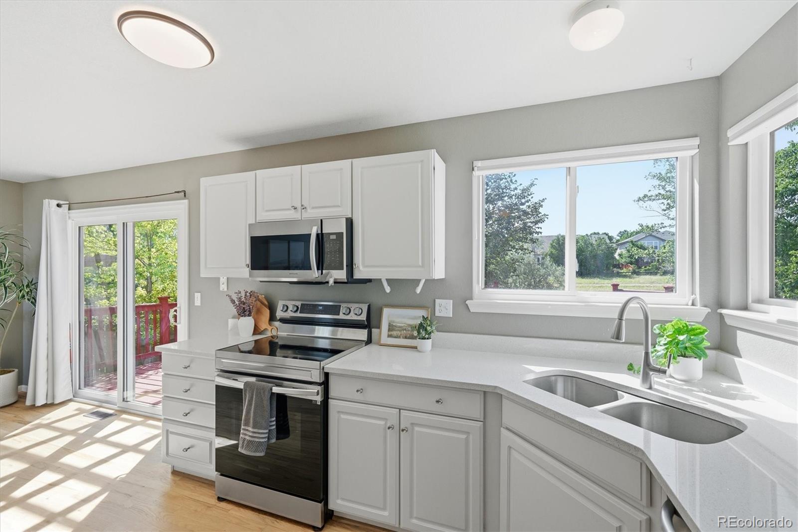 MLS Image #16 for 9629  burberry way,highlands ranch, Colorado