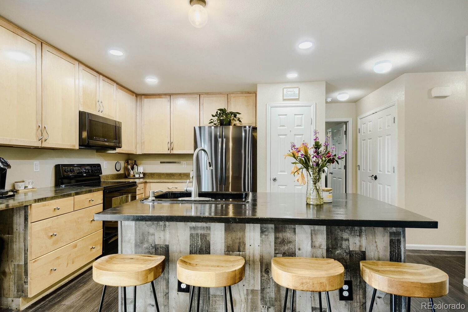 MLS Image #4 for 260  lonewolf drive,brighton, Colorado