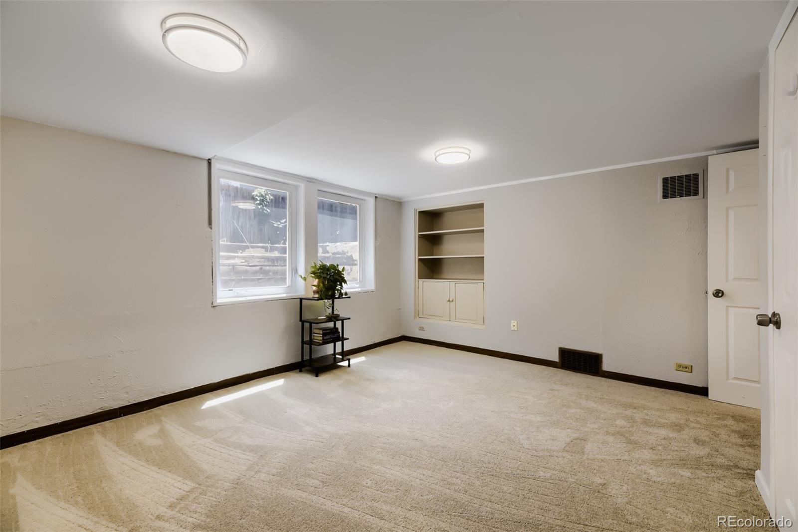 MLS Image #16 for 1665 s columbine street,denver, Colorado