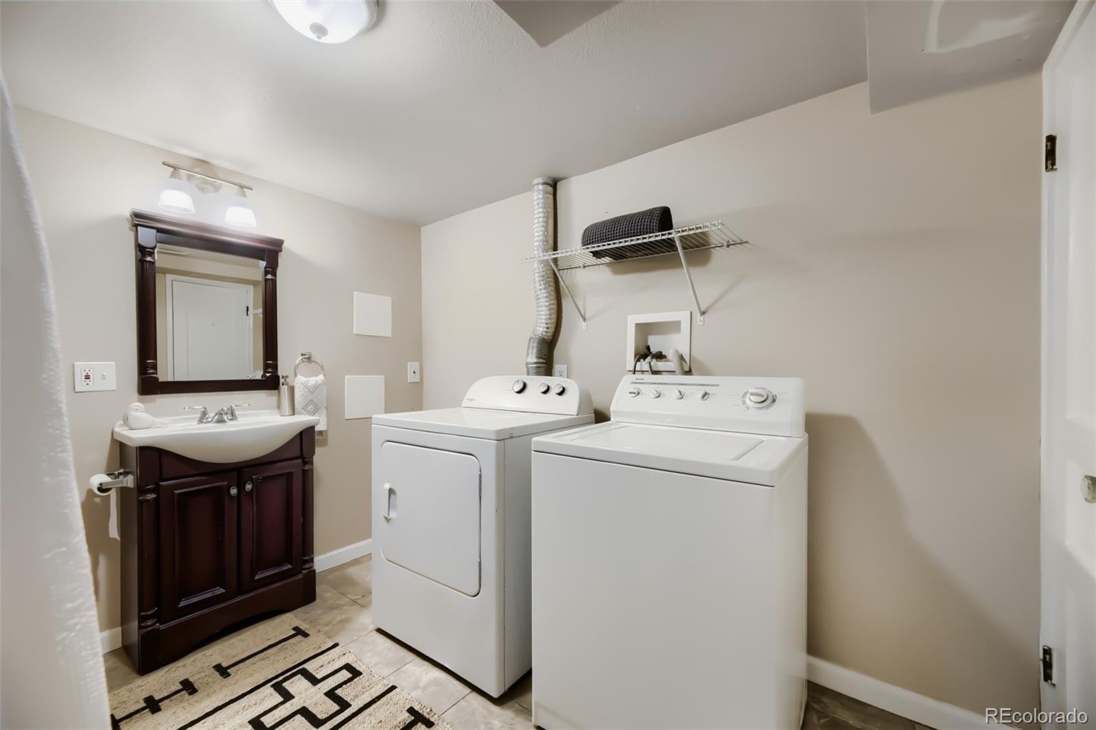 MLS Image #20 for 1665 s columbine street,denver, Colorado