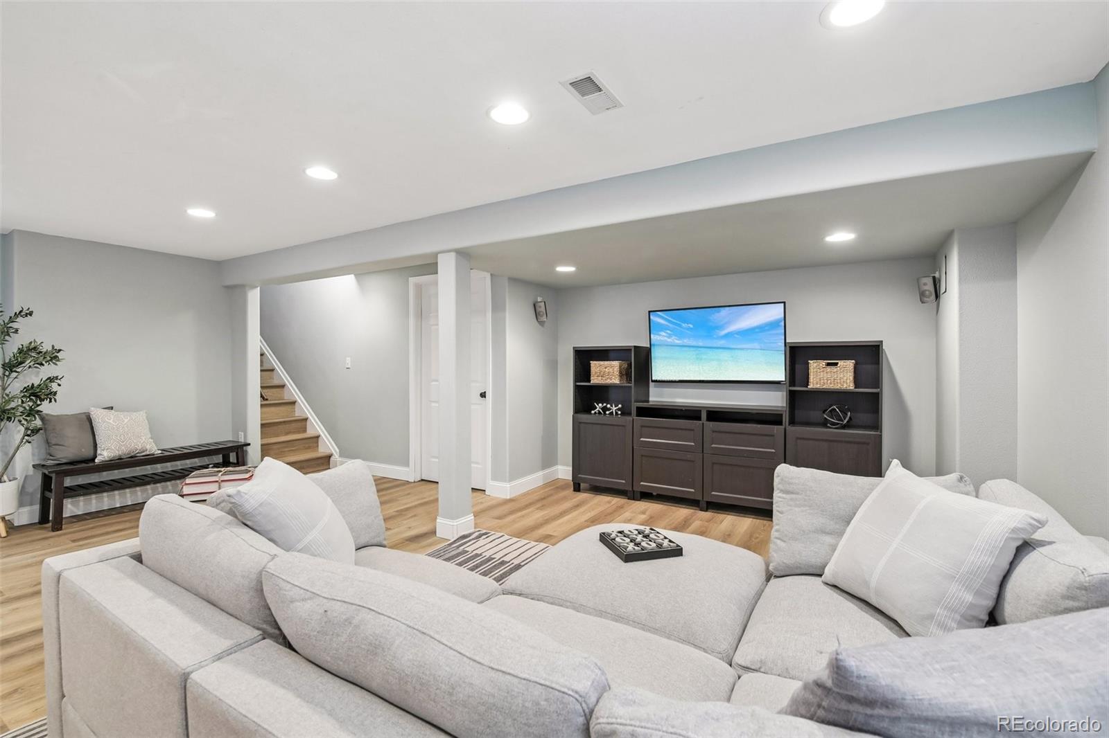 MLS Image #32 for 7230 s hudson way,centennial, Colorado