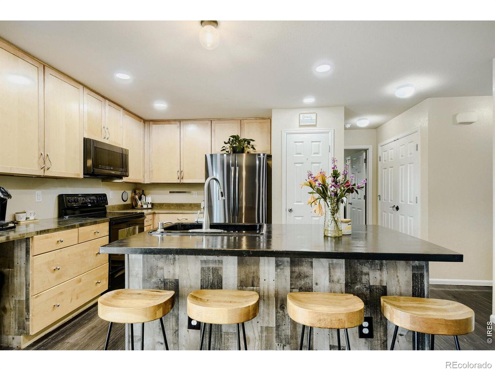 MLS Image #4 for 260  lonewolf drive,brighton, Colorado