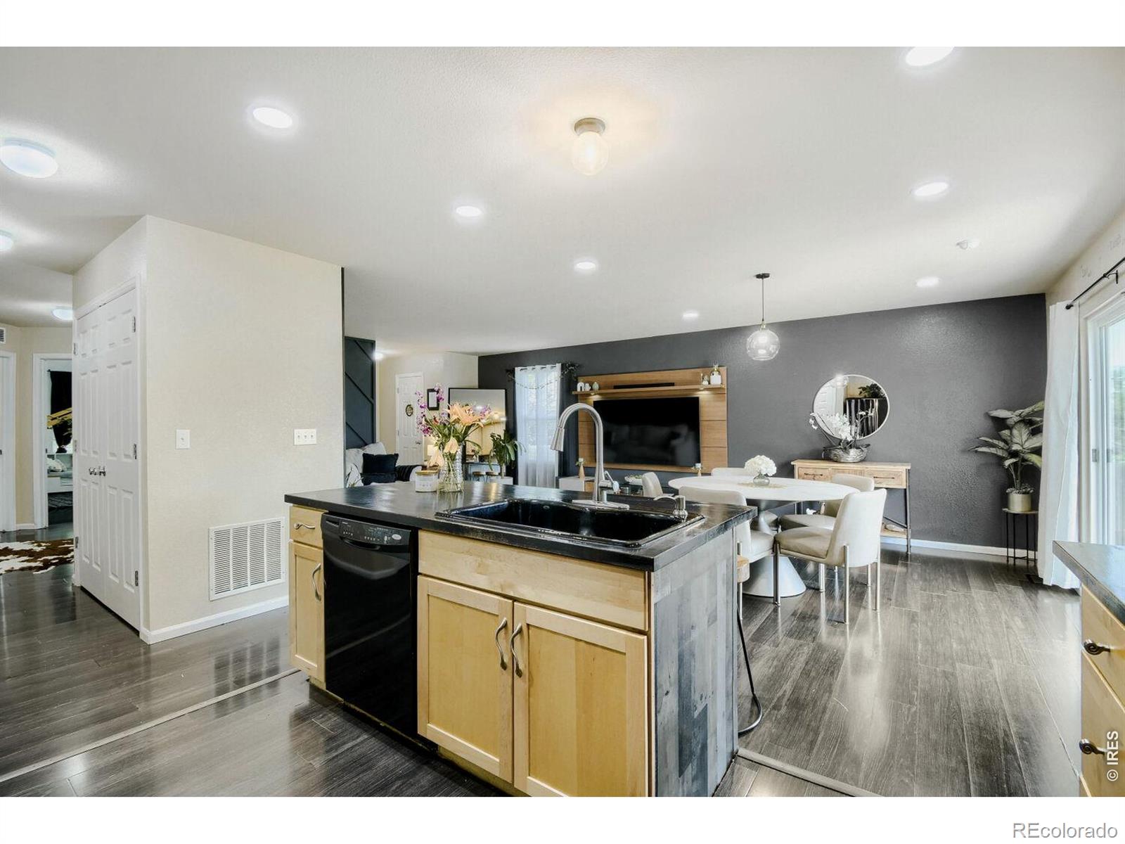 MLS Image #5 for 260  lonewolf drive,brighton, Colorado