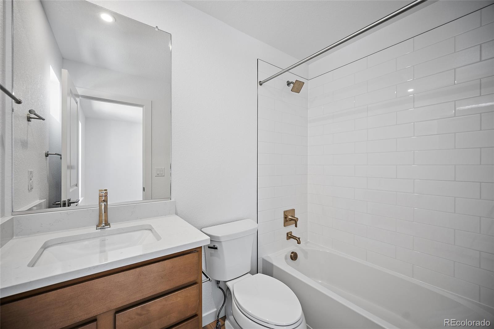 MLS Image #16 for 2062 s holly street 1,denver, Colorado