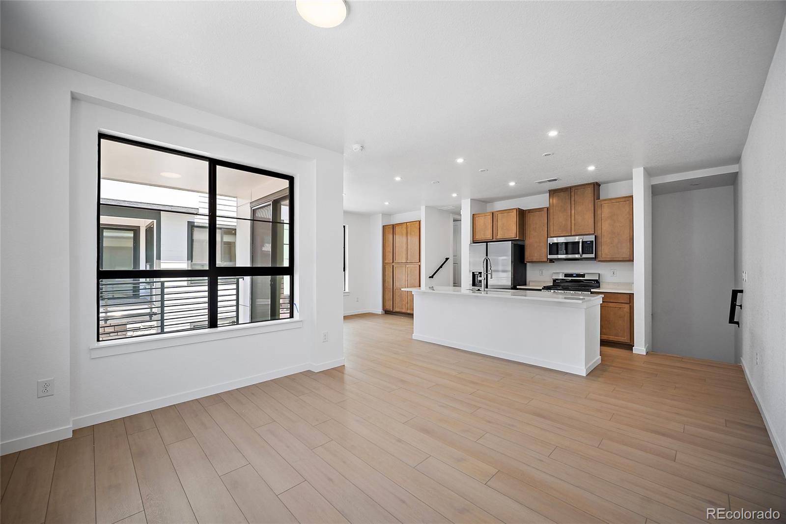 MLS Image #7 for 2062 s holly street 1,denver, Colorado