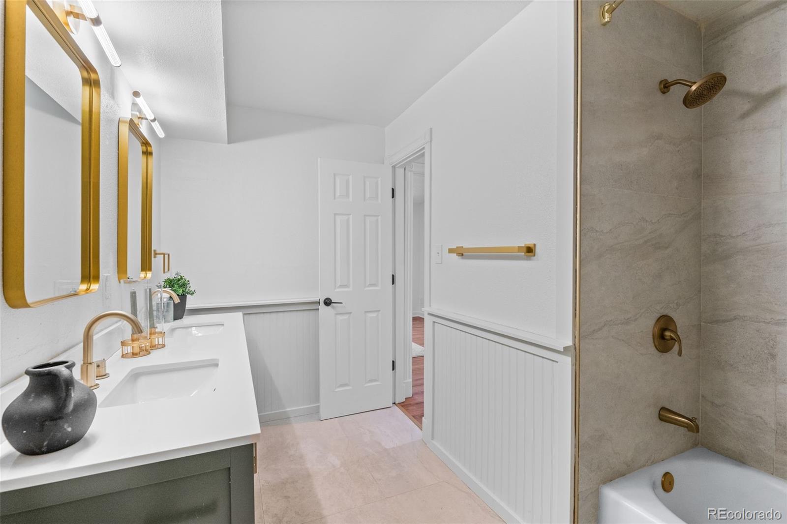 MLS Image #20 for 7615 e quincy avenue 103,denver, Colorado