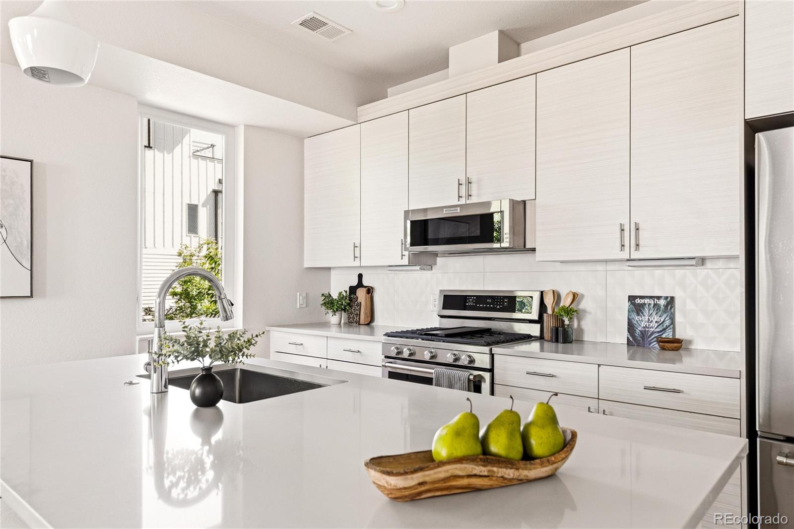 MLS Image #15 for 4475 e warren avenue,denver, Colorado