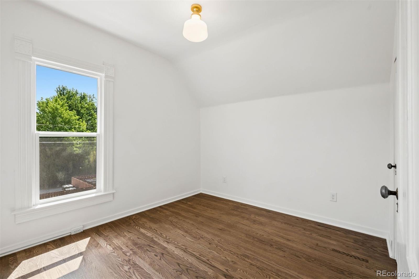 MLS Image #32 for 2316 s emerson street,denver, Colorado