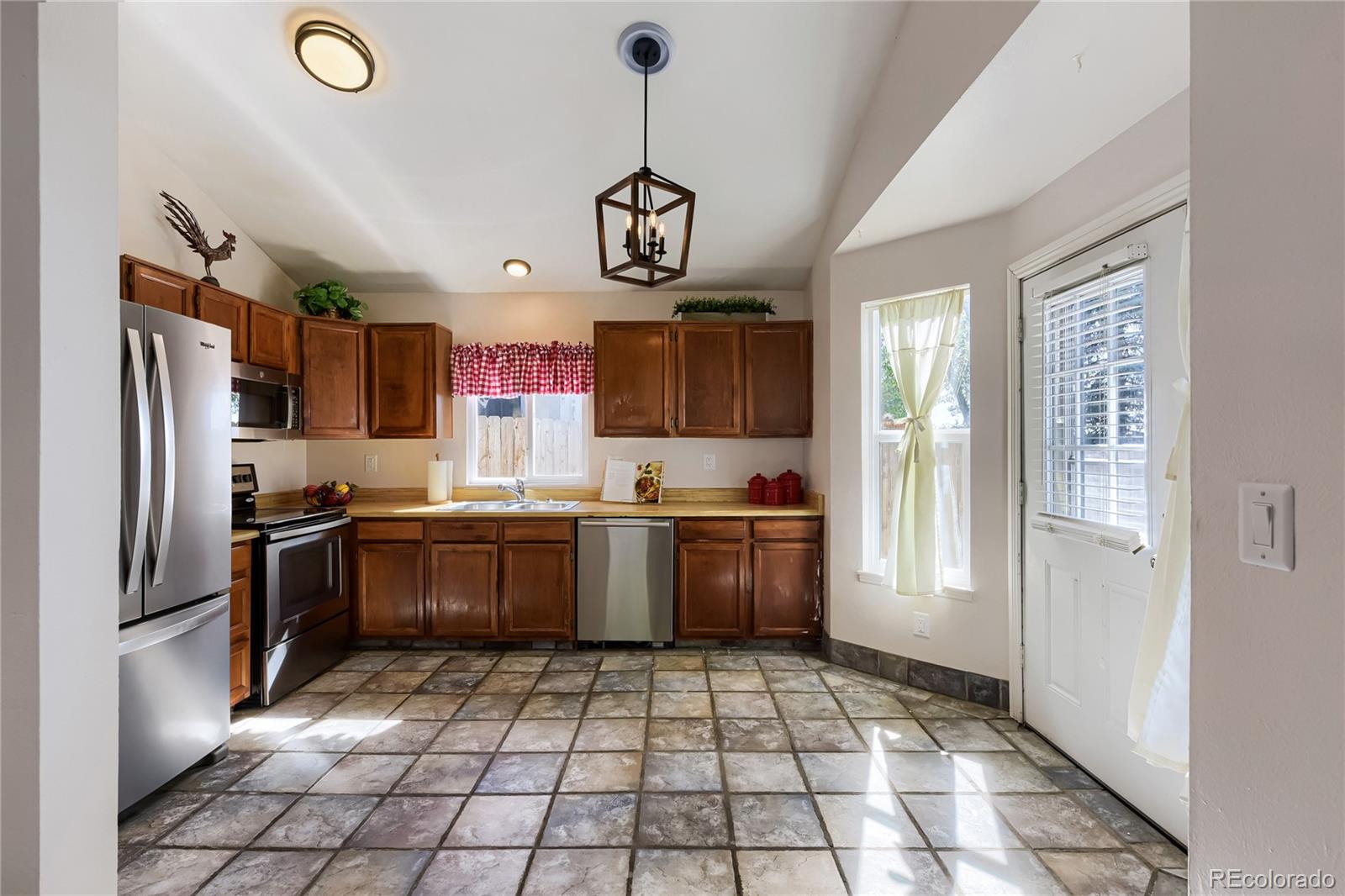 MLS Image #7 for 9876 w friend place,littleton, Colorado