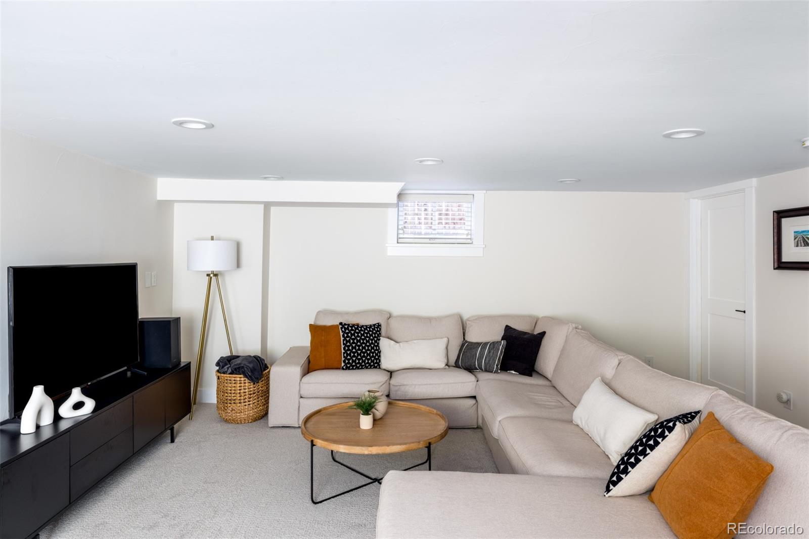 MLS Image #27 for 1047  steele street,denver, Colorado