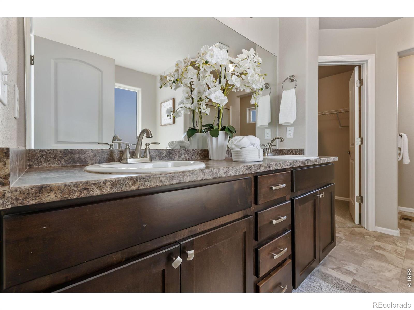 MLS Image #12 for 1631  country sun court,windsor, Colorado