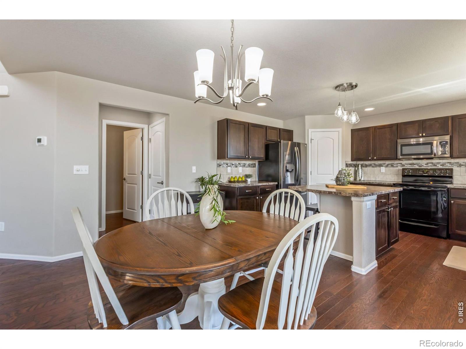 MLS Image #5 for 1631  country sun court,windsor, Colorado