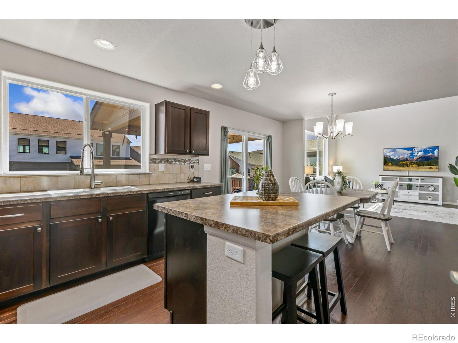 MLS Image #7 for 1631  country sun court,windsor, Colorado