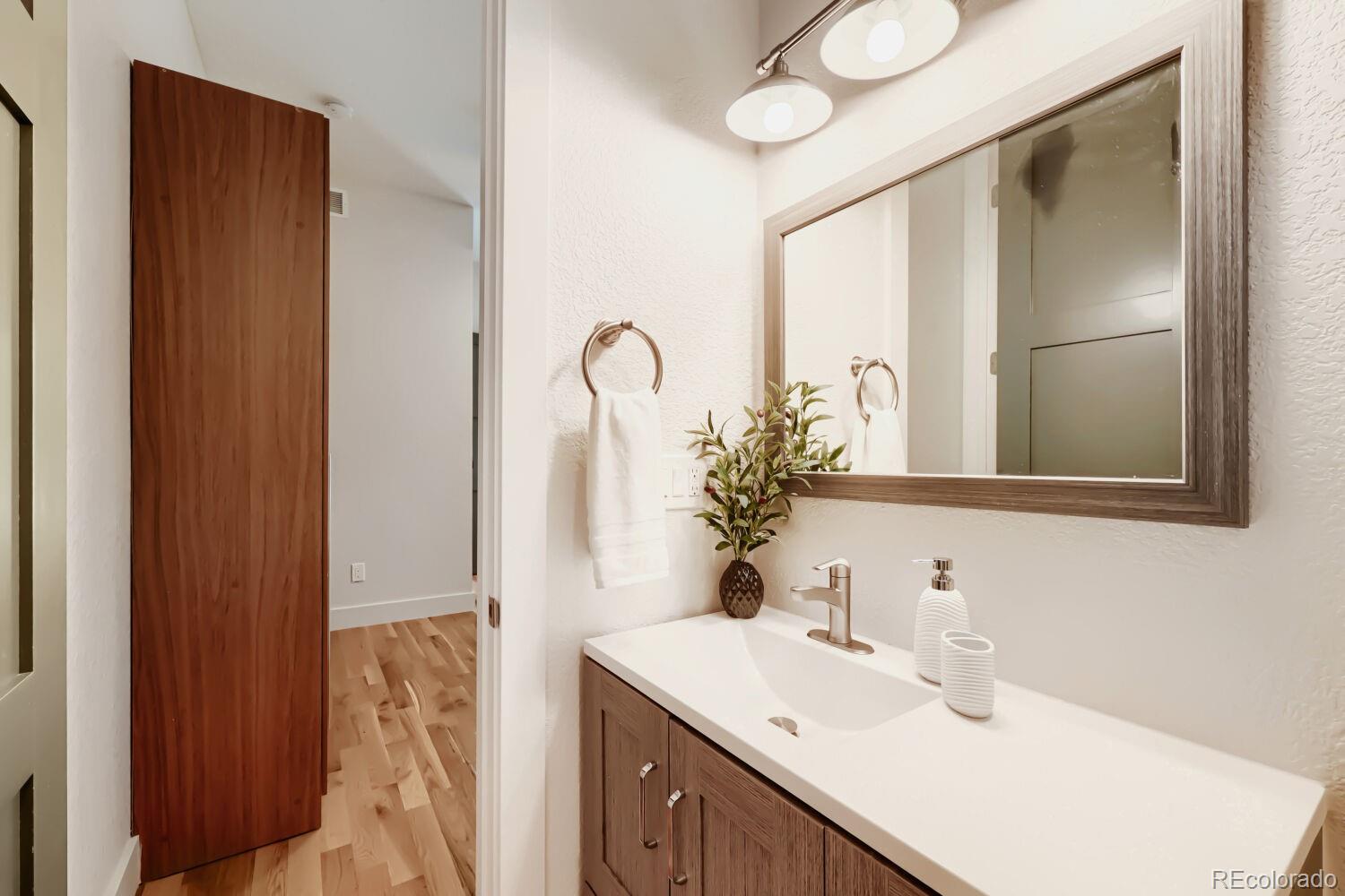 MLS Image #14 for 2951  champa street,denver, Colorado