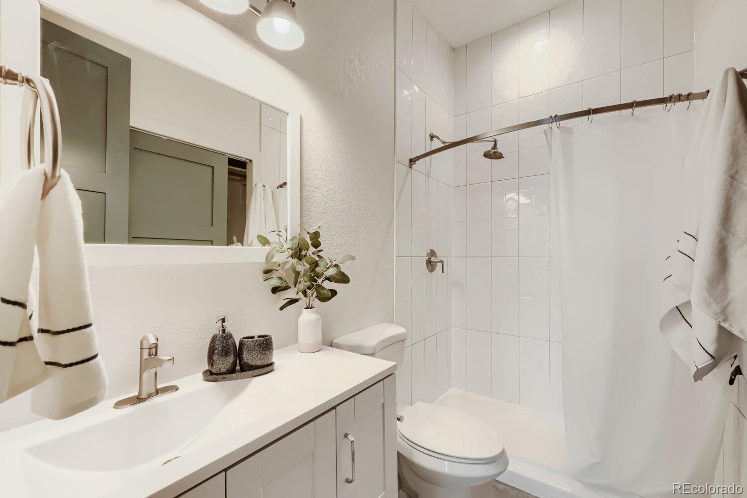 MLS Image #18 for 2951  champa street,denver, Colorado