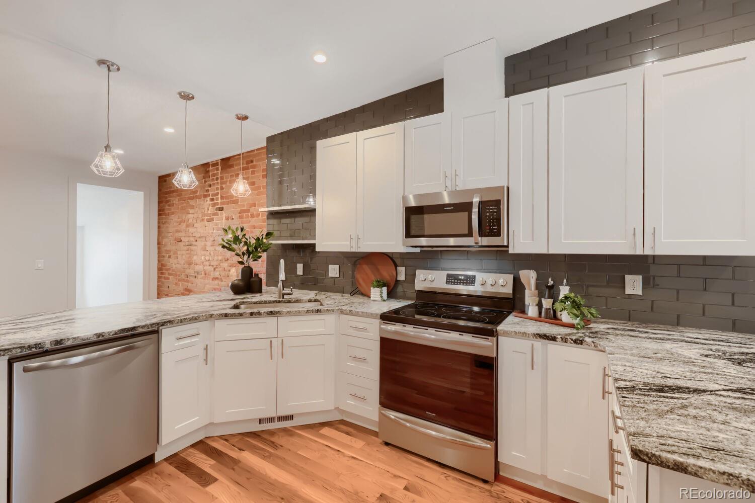 MLS Image #9 for 2951  champa street,denver, Colorado