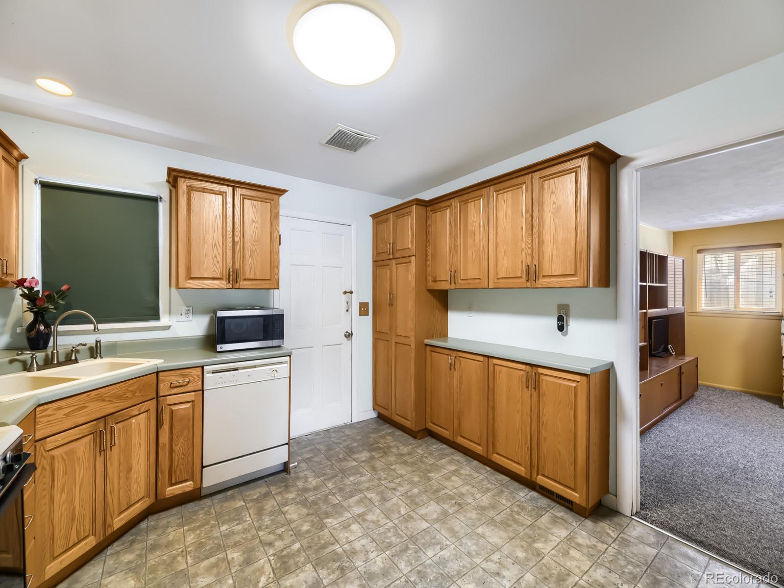 MLS Image #19 for 1710 s yuma street,denver, Colorado