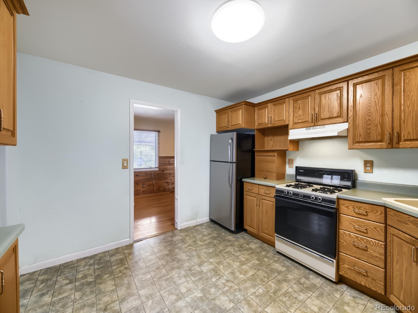 MLS Image #20 for 1710 s yuma street,denver, Colorado