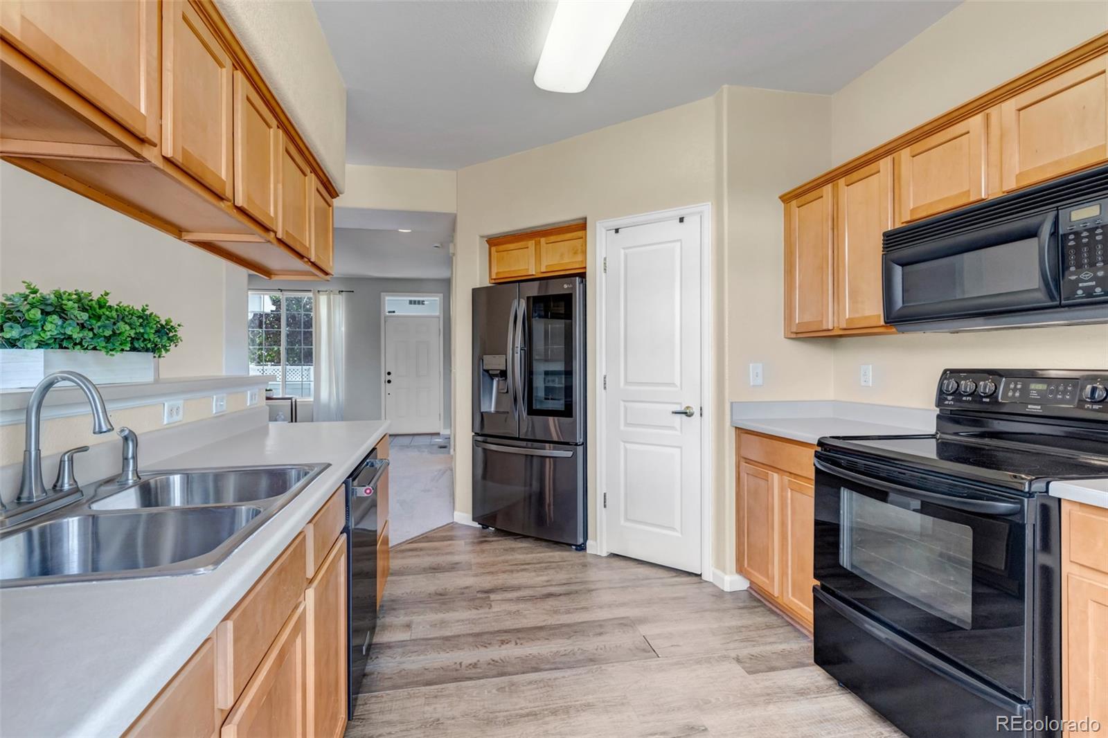 MLS Image #11 for 2247 s pitkin way c,aurora, Colorado