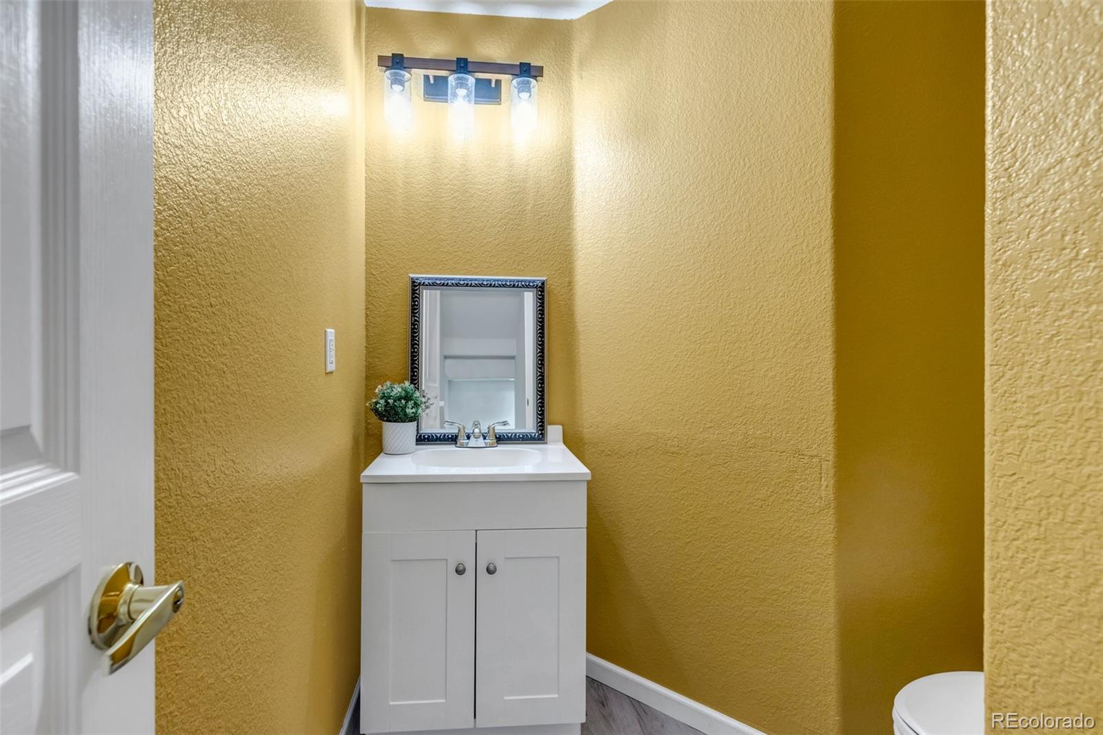 MLS Image #17 for 2247 s pitkin way c,aurora, Colorado