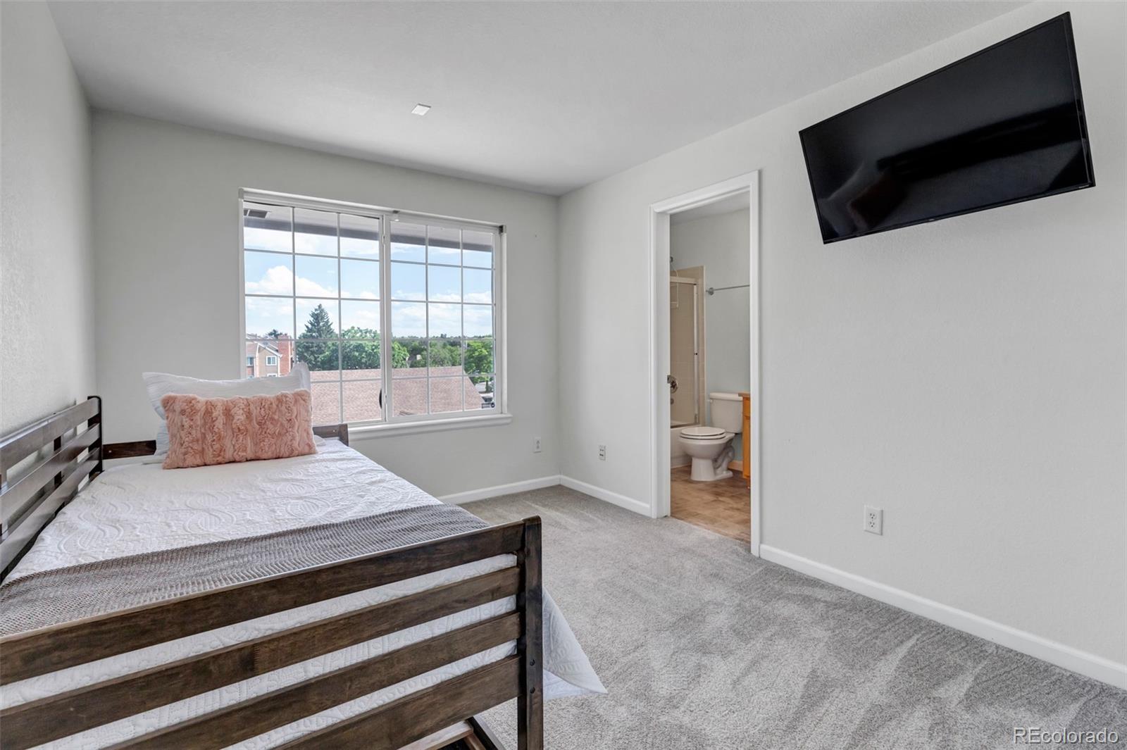 MLS Image #18 for 2247 s pitkin way c,aurora, Colorado