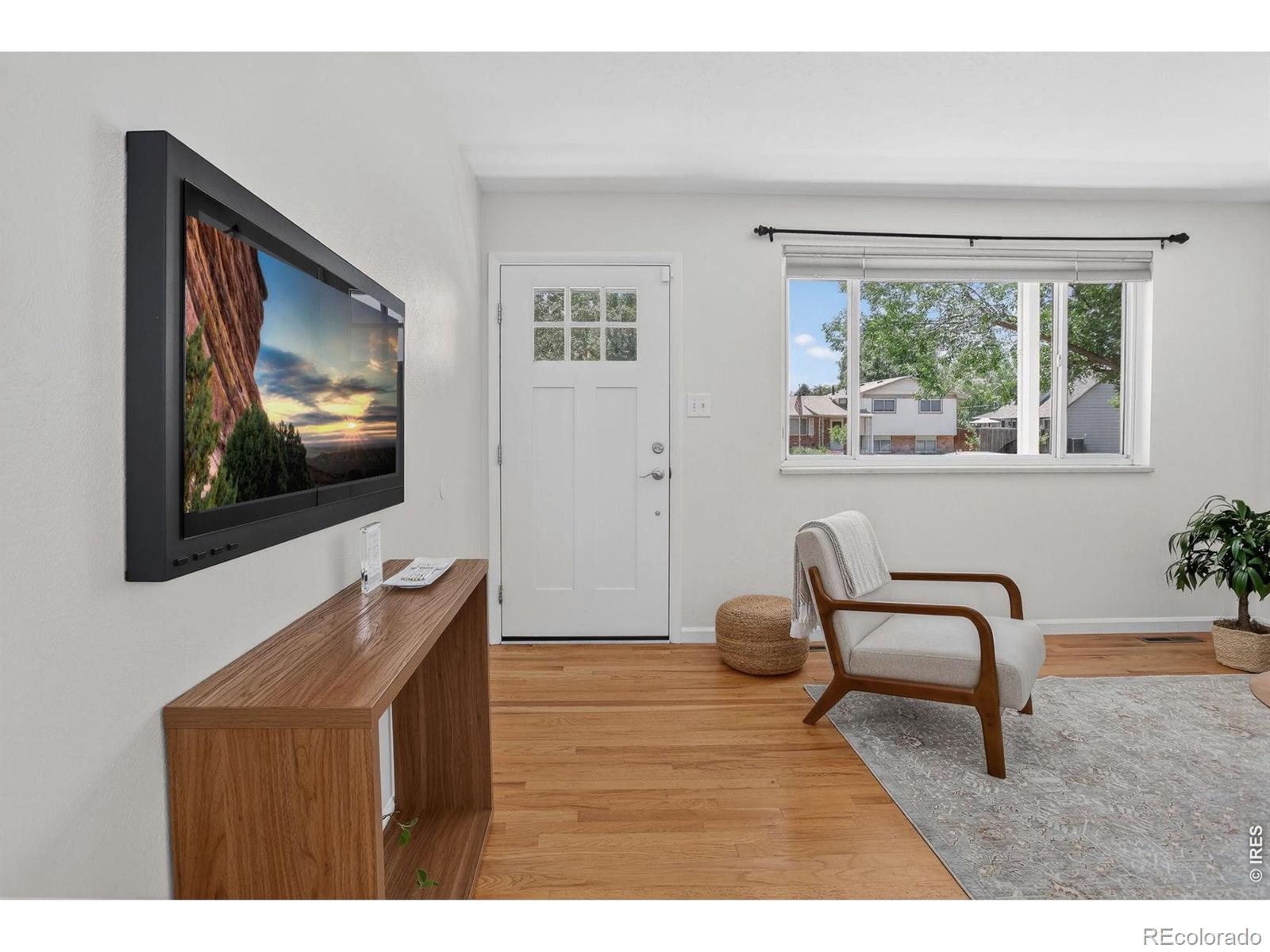 MLS Image #3 for 1089 s coffman street,longmont, Colorado