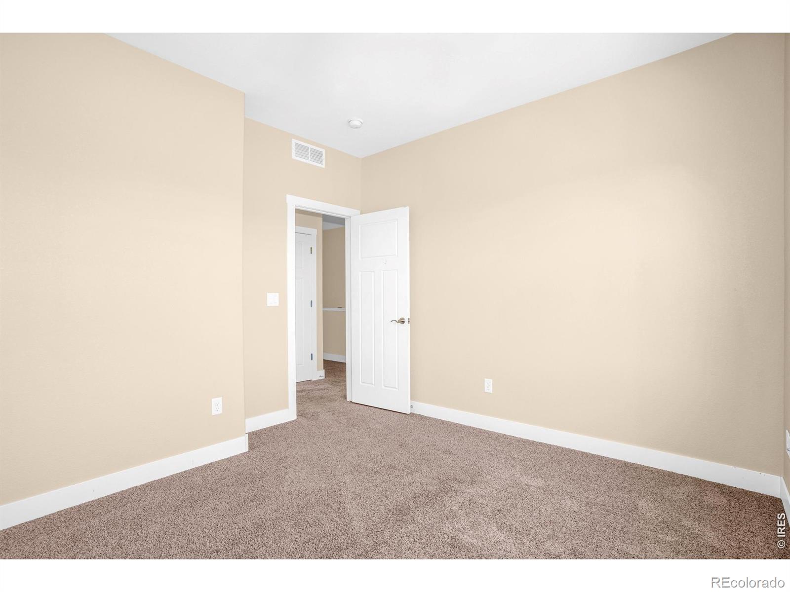 MLS Image #21 for 2933  kansas drive,fort collins, Colorado