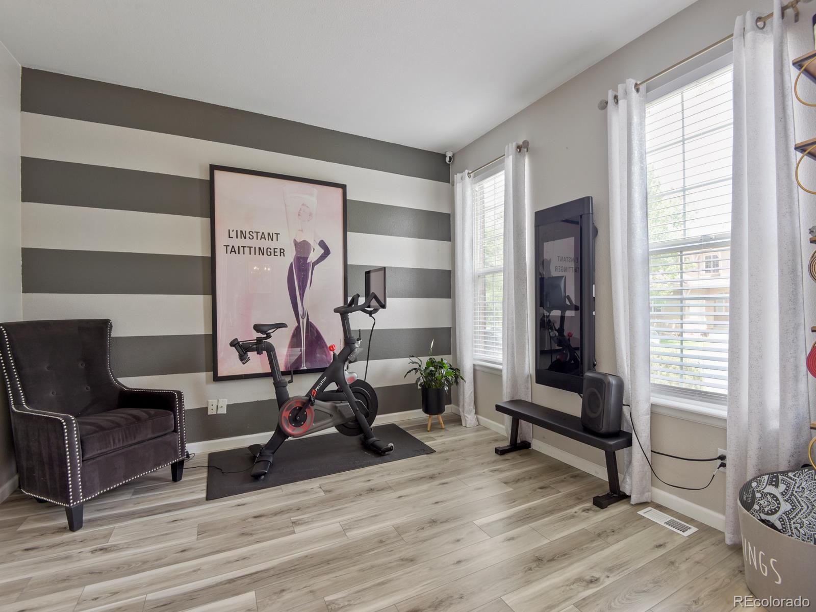 MLS Image #2 for 5957 s helena street,centennial, Colorado
